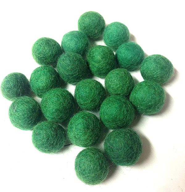 Yarn Place Felt Balls - 100 Pure Wool Beads 15mm Christmas Green